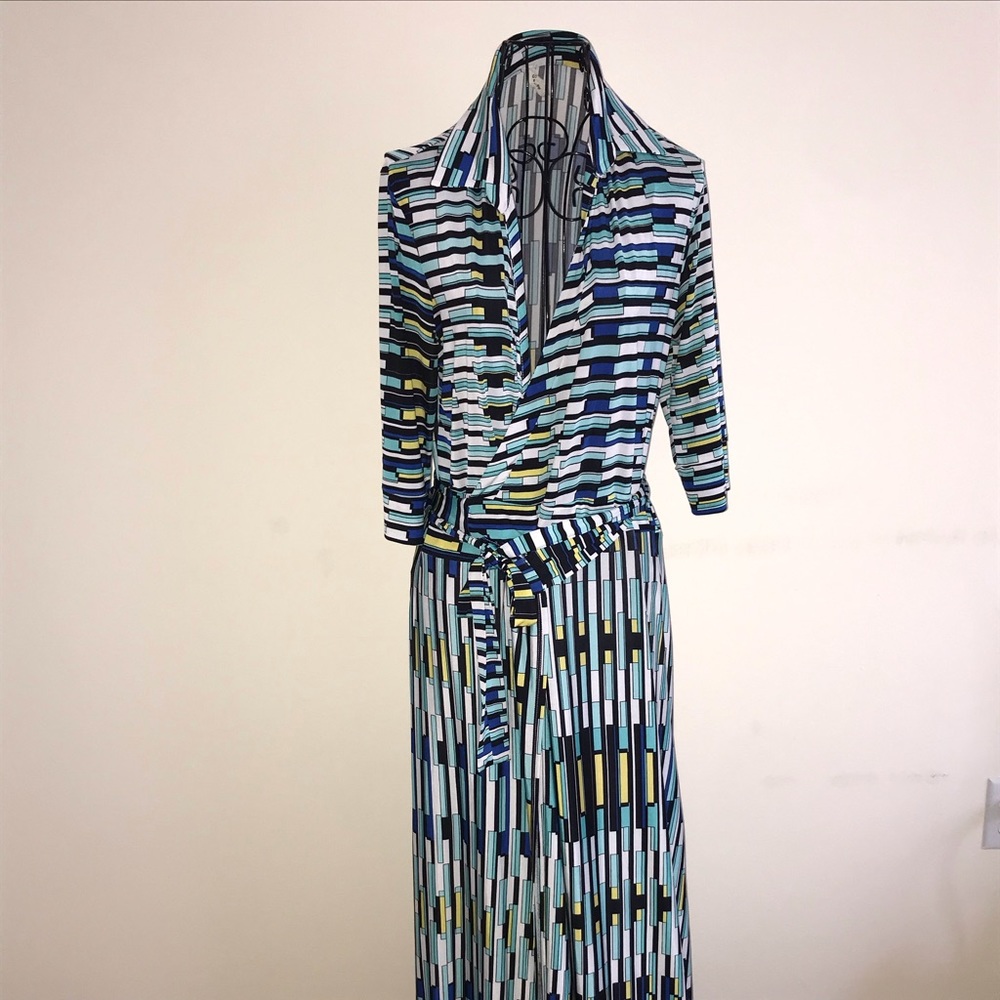 Wrap self-belted Portuguese Maxi Dress with the shirt like neck & 3/4 sleeves